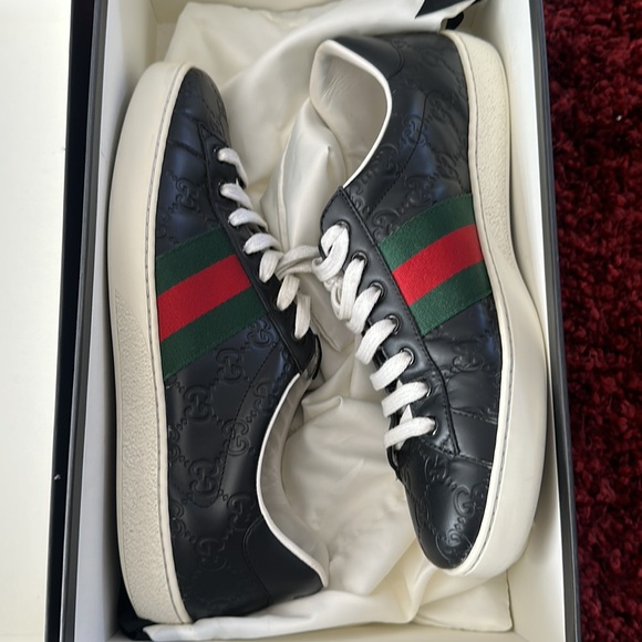 Gucci sneakers - Picture 1 of 7